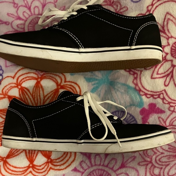 Vans Atwood Black and White Canvas Low Top Shoes Womens Size 9 - Picture 7 of 9
